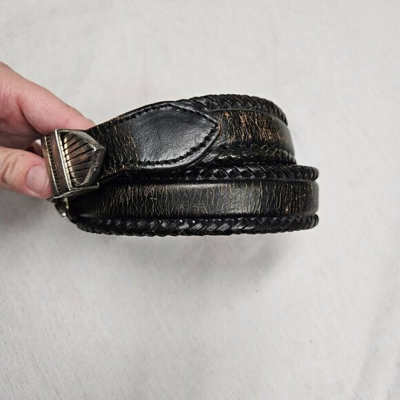 Vintage Womens Leather Belt Braided Edges Western Buckle sz 30 Distressed Look - Picture 3 of 13